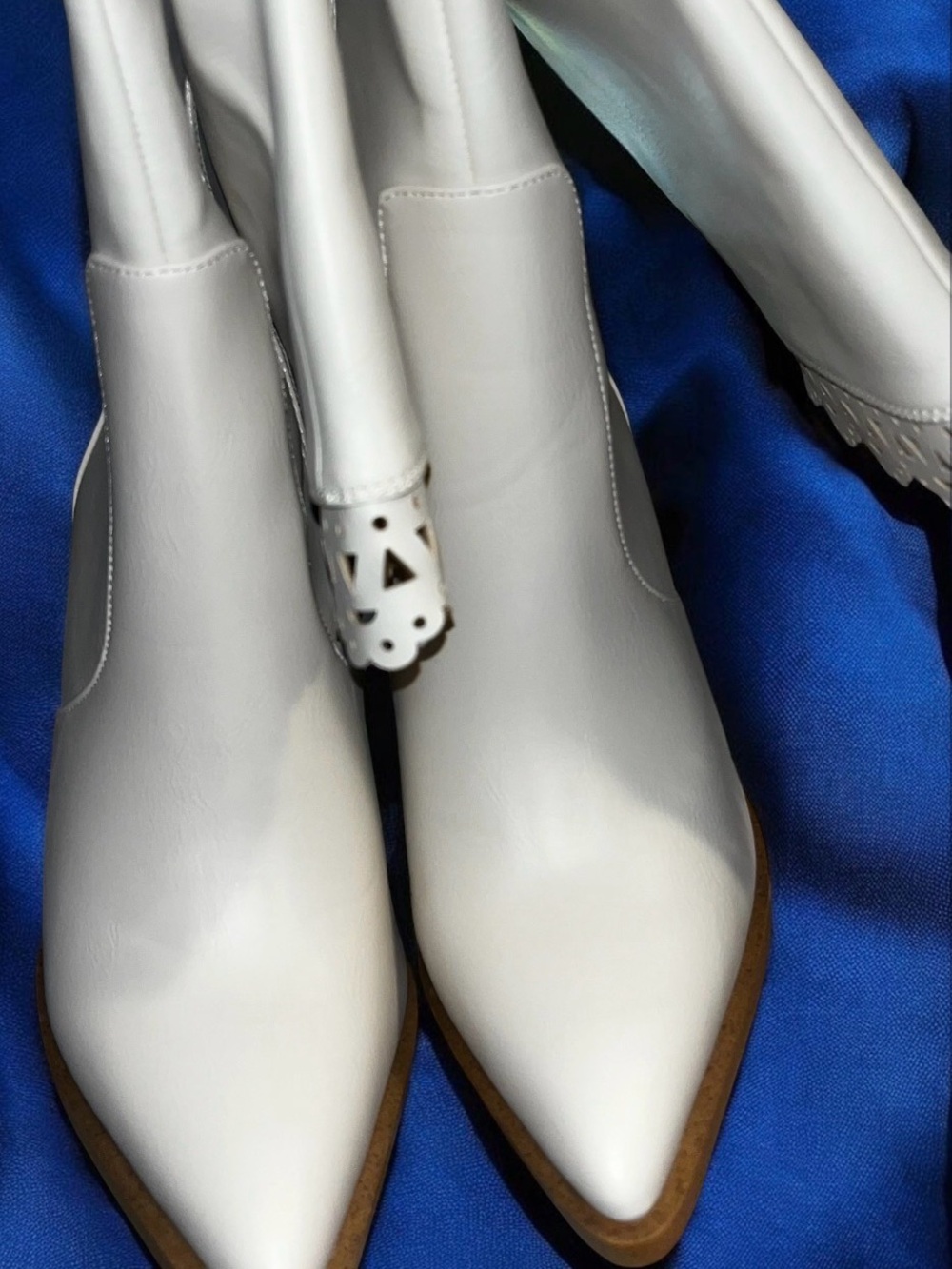 JustFab Ayesha Curry White Laser-Cut Mid-Calf Heeled Boots         +Never Worn